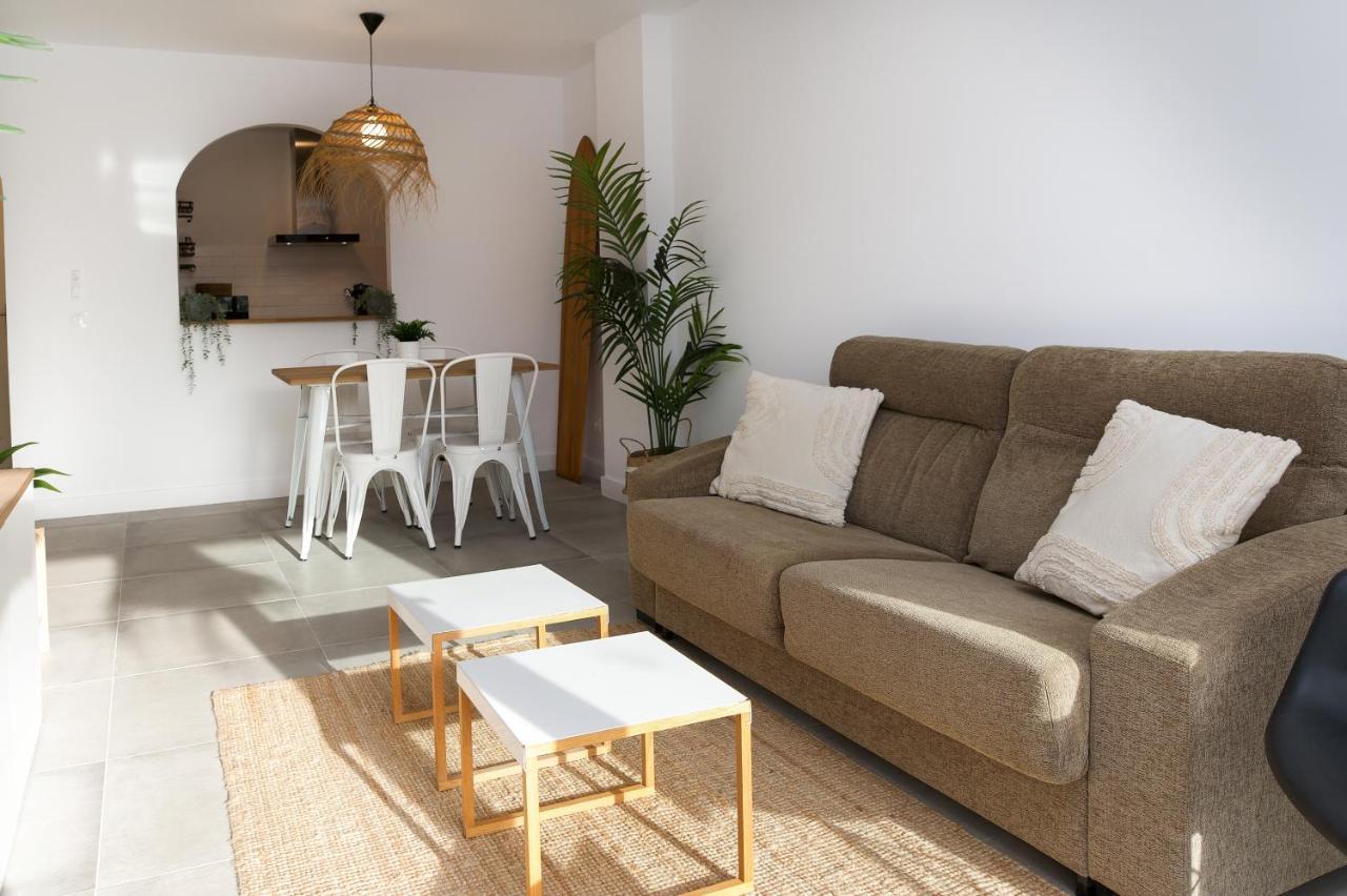 Apartment Surf - Wifi - Parking - Swimming Pool - Patio - Garden *