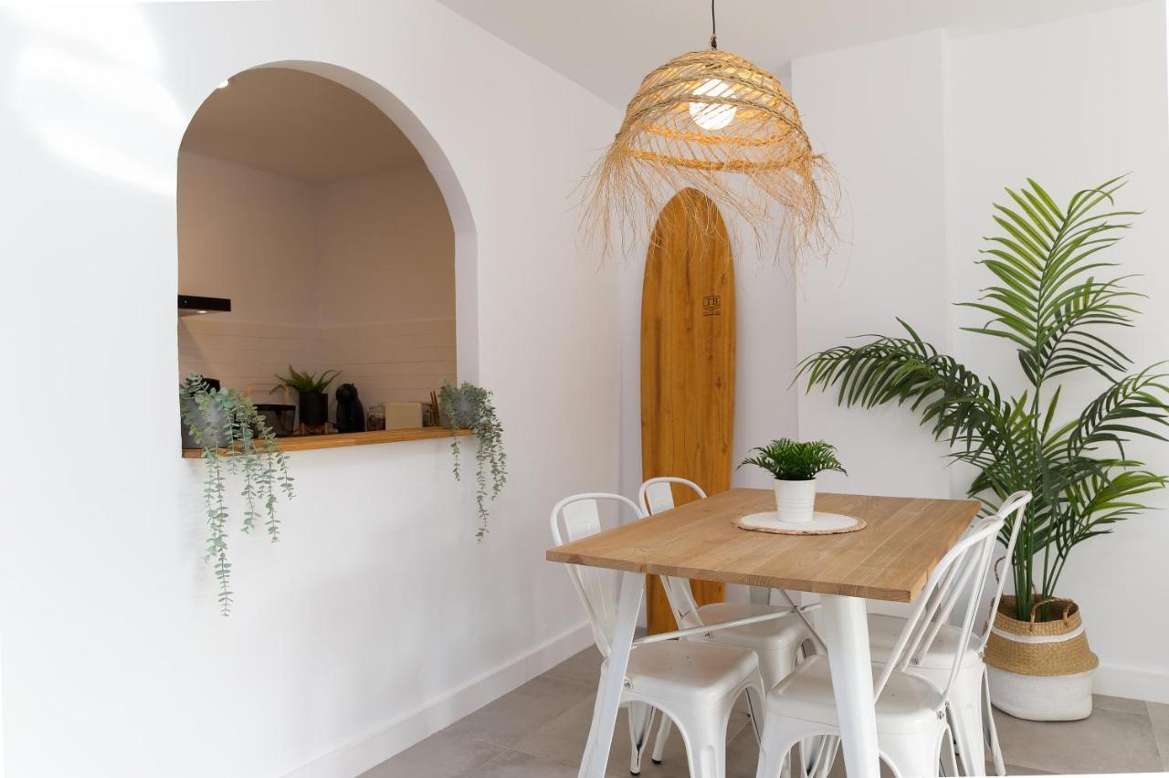 Apartment Surf - Wifi - Parking - Swimming Pool - Patio - Garden *